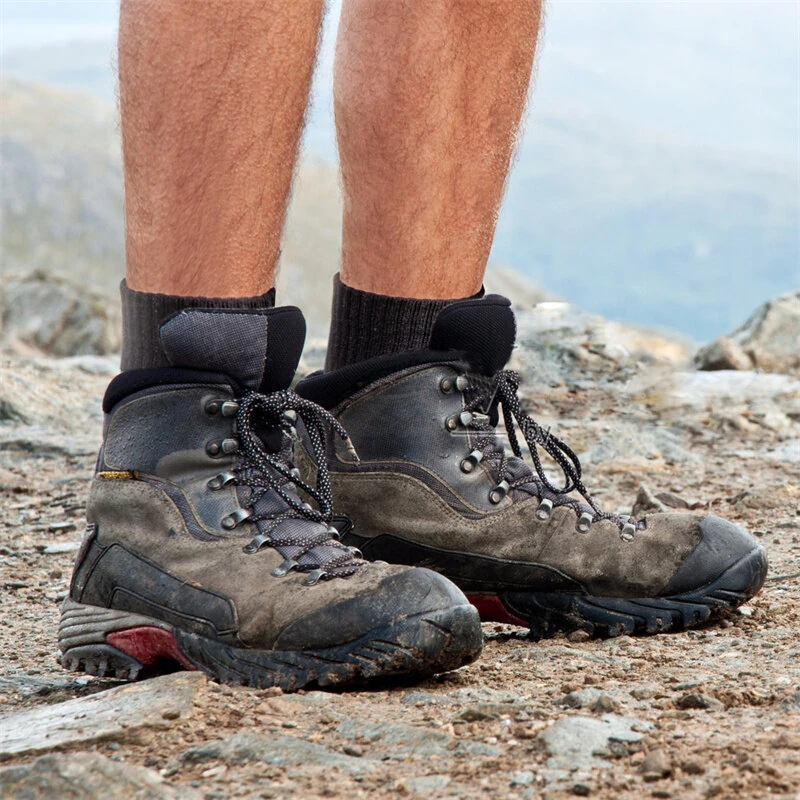 (image for) YUEDGE 5 Pairs Men Sports Cotton Socks Athletic Cushioned Hiking Walking Socks Terry Thermal Socks Moisture Wicking Casual Socks Fitness Socks